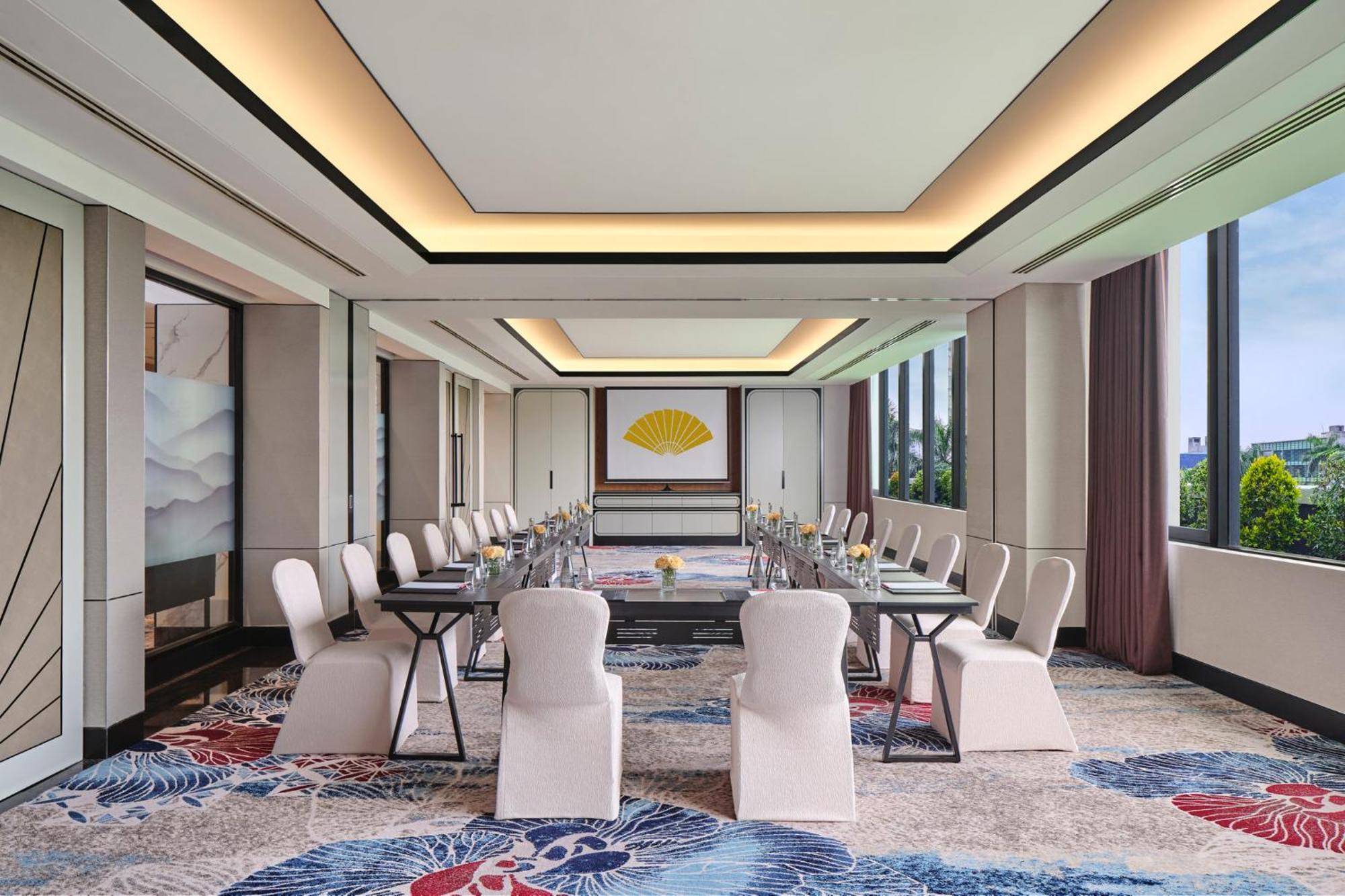 Mandarin Oriental, Jakarta Exterior photo